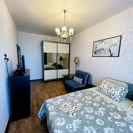 Italian Boulevard Modern Apartment Одесса Экстерьер фото