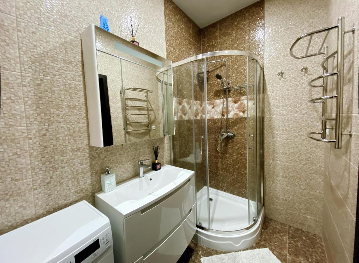 Italian Boulevard Modern Apartment Одесса Экстерьер фото